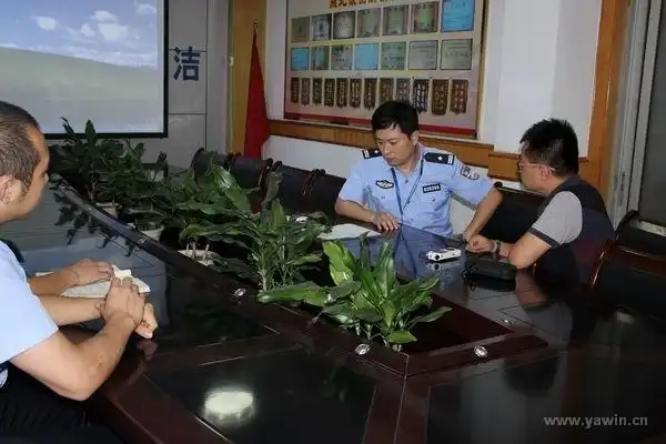 9月28日上午,燕北派出所陈峰所长邀请市广播电台工作人员一同商讨