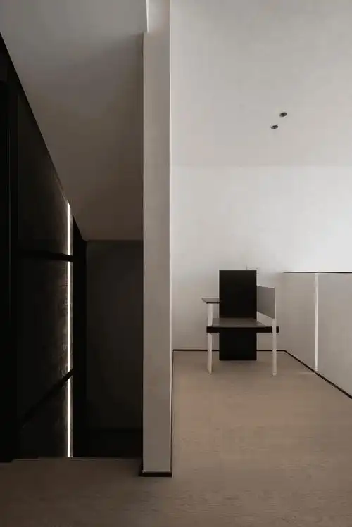 凹空间设计 | 330㎡简净之所,灵动的留白想象