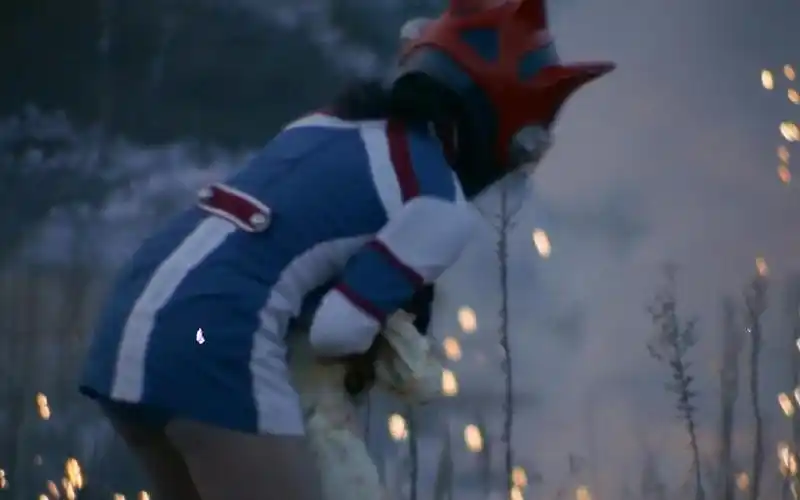 泰罗奥特曼森山泉裙装制服片段精选_哔哩哔哩_bilibili