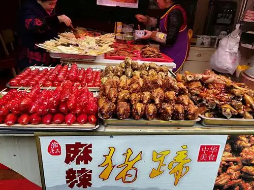 重庆,成都的小吃让人流连忘返