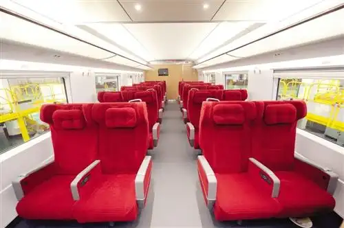 crh380bl动车组一等座