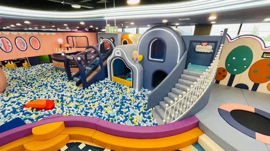 游乐园室内设备如何实现高效的空间利用_娱乐_游客_的设计