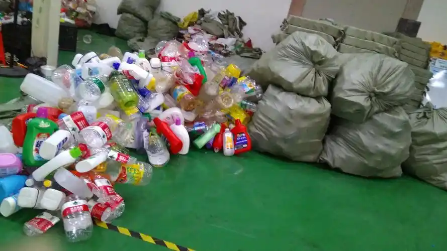 联运环境合肥项目部智能垃圾分类可回收,月突破10吨大关