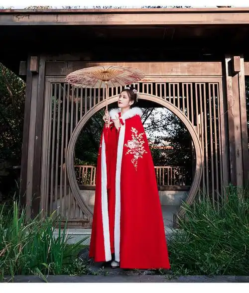 汉服斗篷女长款冬古装女冬季古风斗篷披风披肩加厚加绒保暖毛领小个子