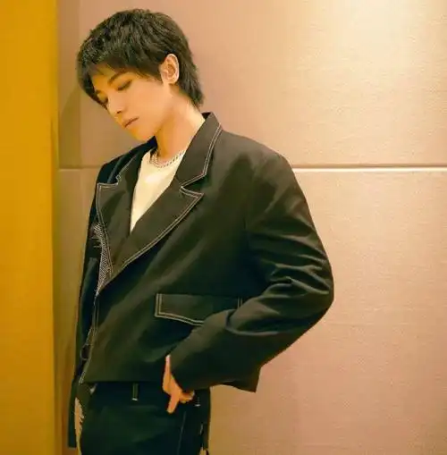 微信头像华晨宇