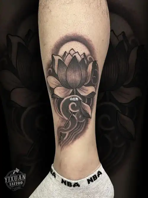 荷花纹身