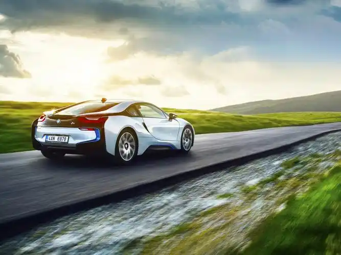 描述: 宝马i8的异国情调的运动-汽车高清壁纸 当前壁纸尺寸: 1600 x