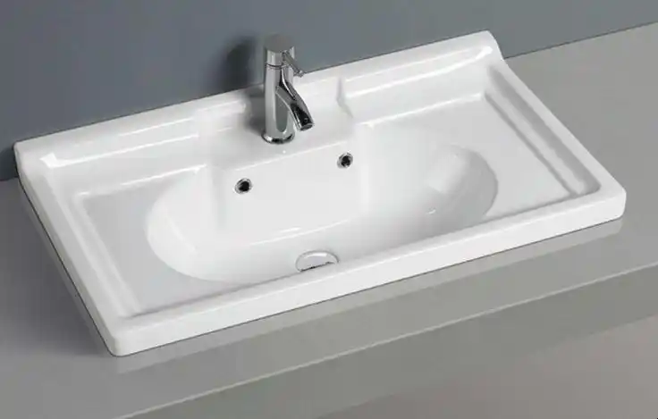 2而且这个高度的得出是从地面瓷砖到洗手台的上部来算的,安装高度要从