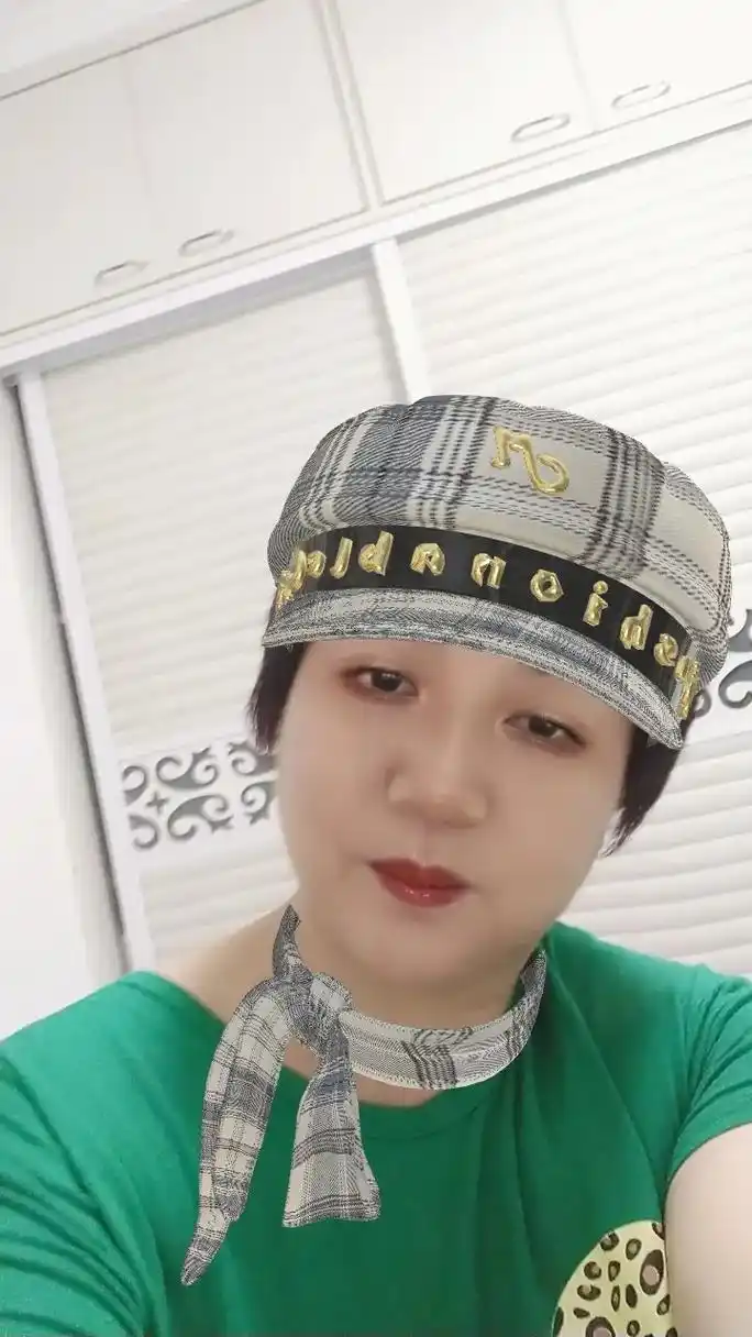 每一张照片都是满满的回忆和足迹 - 金玲 - 抖音