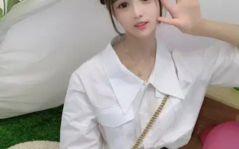 快手网红沫沫换衣服事件图片写真套图(14p)