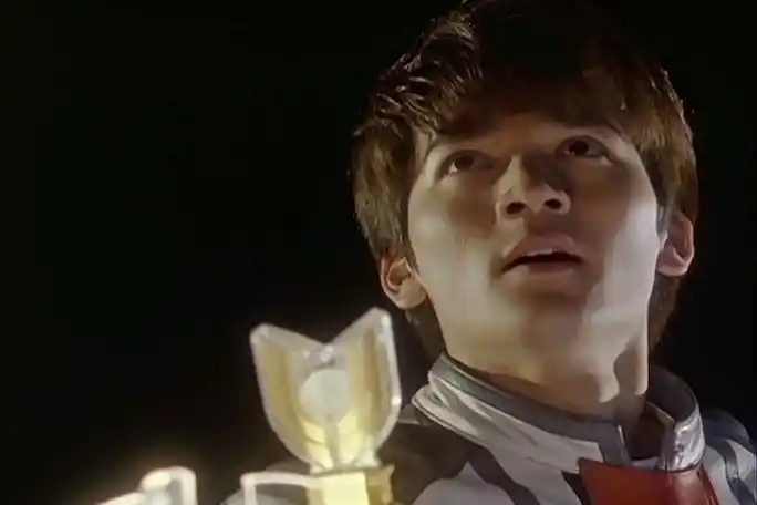 奥特曼:迪迦废案公开,变身器并不是神光棒,而是崛井的光线枪,暗示新奥