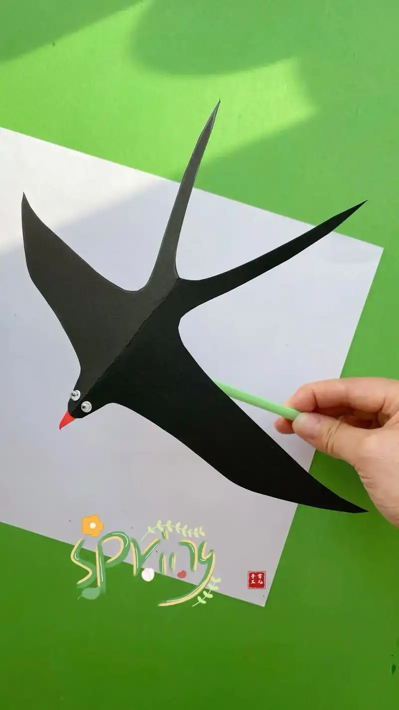 春天主题手工会飞的小燕子.