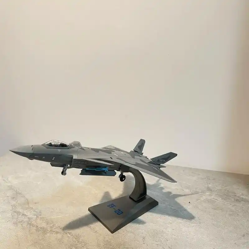 歼-20合金模型非常适合送给男生.对于 - 抖音