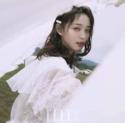 微信头像何泓姗