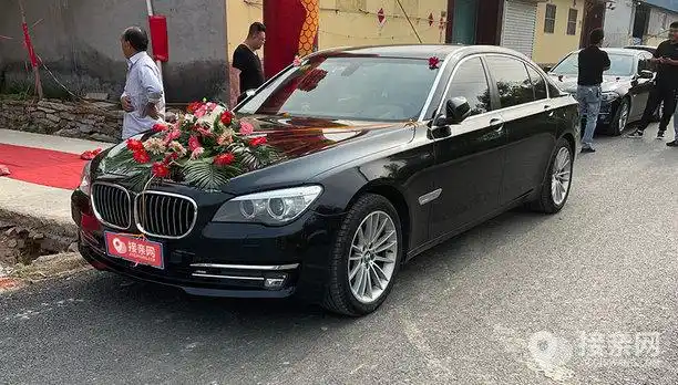宝马7系婚车