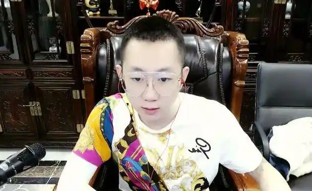 任平生战神点哥介入王冕王小源矛盾化解和好如初好熟悉的画面