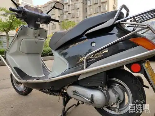 进口机纯正本田小公主100高配碟刹版手续齐全