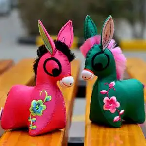 民间手工艺传统布艺刺绣装饰摆件小毛驴古风民俗纪念品特色礼品