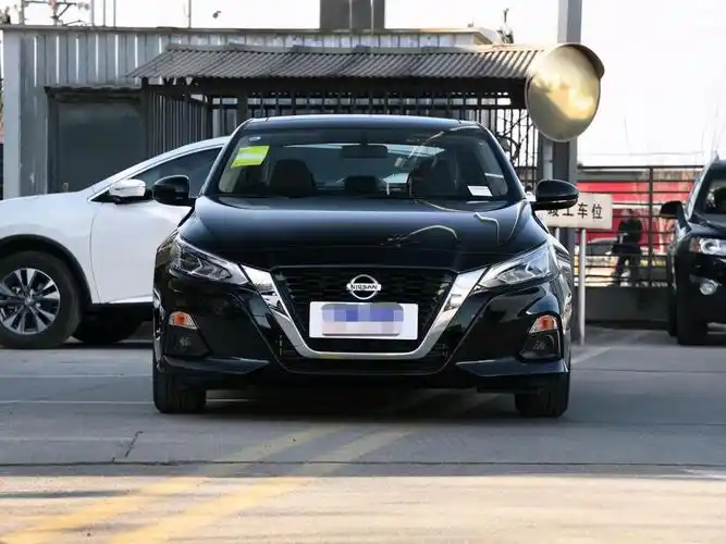 尼桑天籁车多少钱尼桑天籁前风挡玻璃原车多少钱