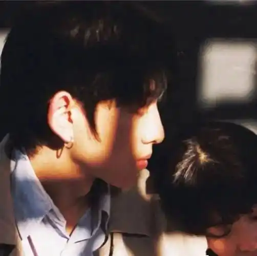 情侣头像秀恩爱真人情头