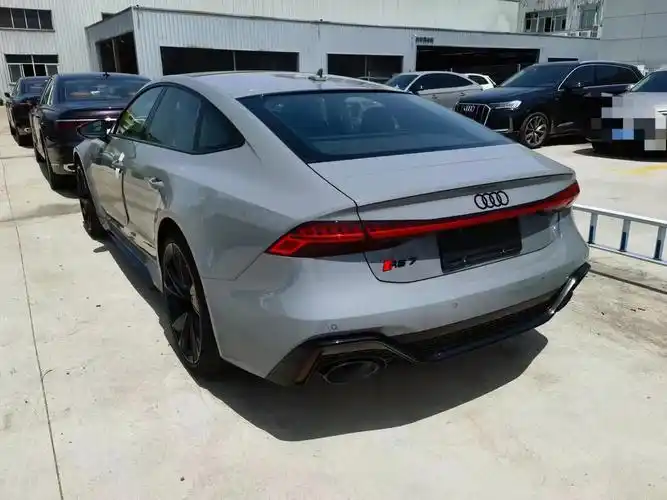 奥迪rs7 纳多灰 高配 现车 77rs运动悬架带有drc动