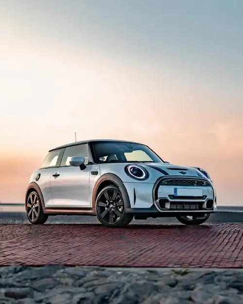 长城宝马合资首台国产电动mini下线