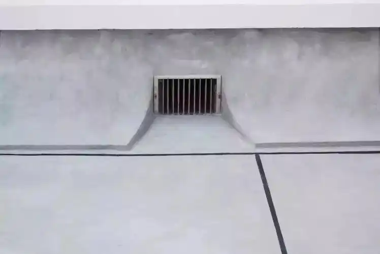 屋面女儿墙排水口效果