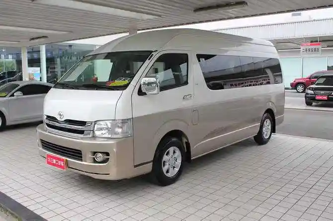 丰田海狮面包车