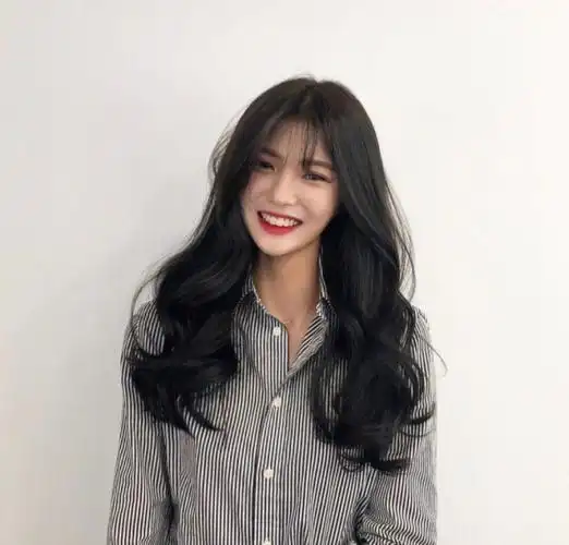 空气感中长发卷发2018图片