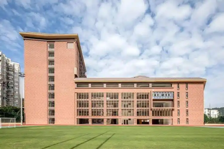 礼序空间下的现代"书院":深圳市第二实验学校初中部拆建工程_校园