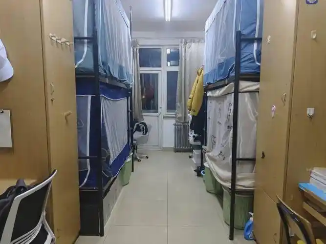 北大经院学生宿舍风采大赛投票进行中_燕园_寝室_年级