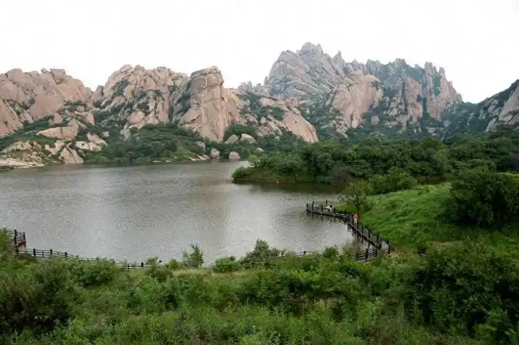 嵖岈山景区金顶山景区老乐山景区汝南县南海禅寺平舆县蓝天芝麻小镇