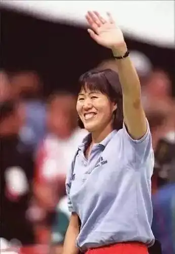 郎平美国豪宅曝光,价值不菲!30年前她为何放弃官职,出走美国?