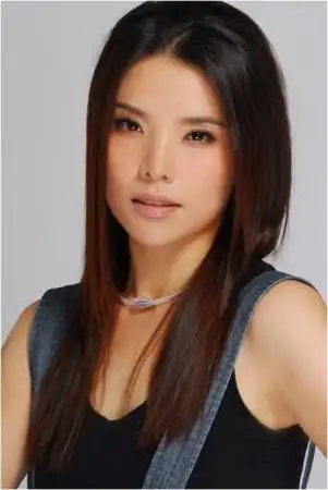 李佳璇戏约不断 北京赶拍《李春天的春天》