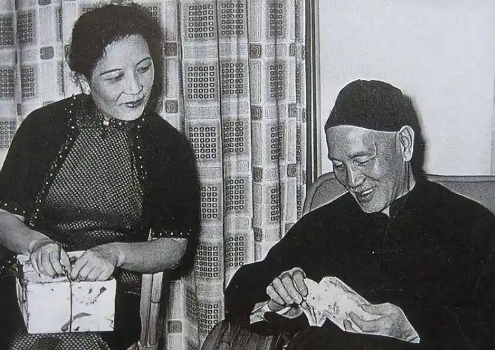 又是靠什么生活的_蒋经国_台湾_蒋介石