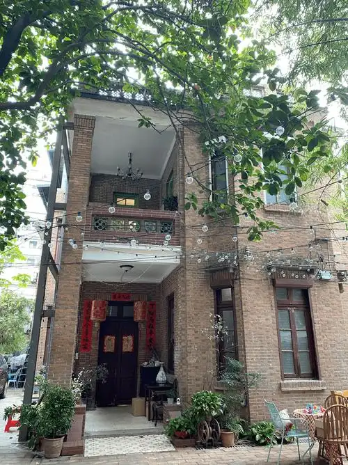 广州近代中外思想作为民国红砖洋房建筑集中地的风貌特色充分反映了新