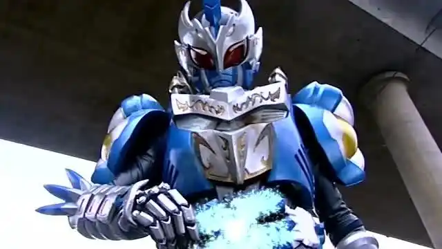 铠甲勇士风鹰侠发动穿风刺一招剿灭异能兽太帅了