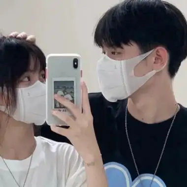 高清并且很幸福的真人情侣头像