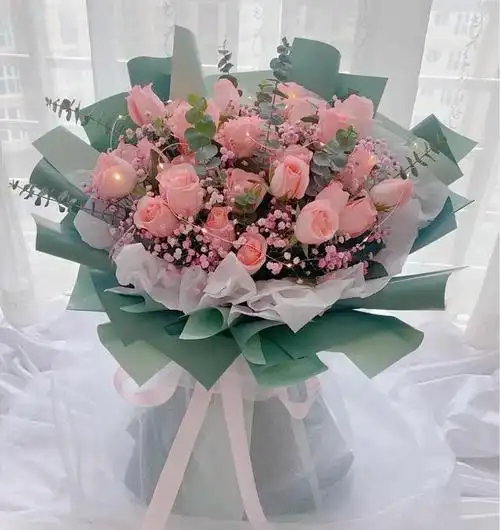 玫瑰花微信头像图片,可玫瑰花换成你照片,想要特别的私我[祈祷情人节