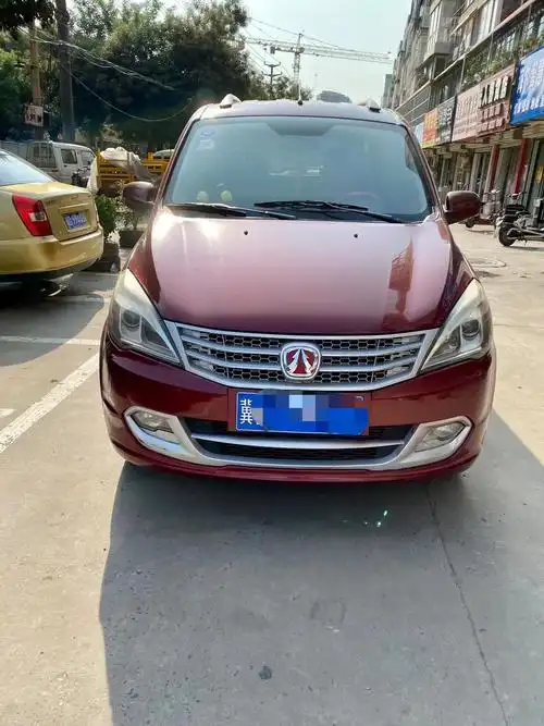北汽威旺,七座,车况精品.独立座椅.
