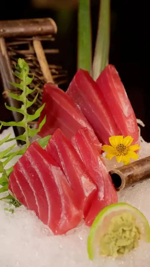 蓝鳍金枪鱼刺身免费送!