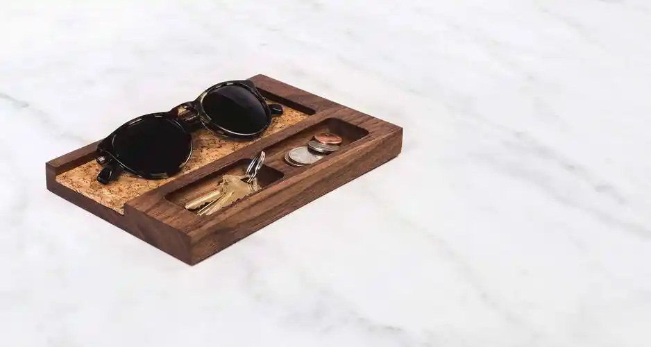 composure organizer bed