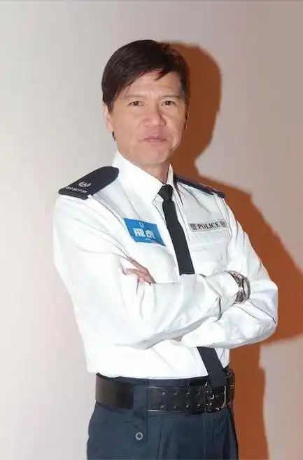 回顾难怪演警察那么传神这7位演员曾是真阿sir有一位还是警花