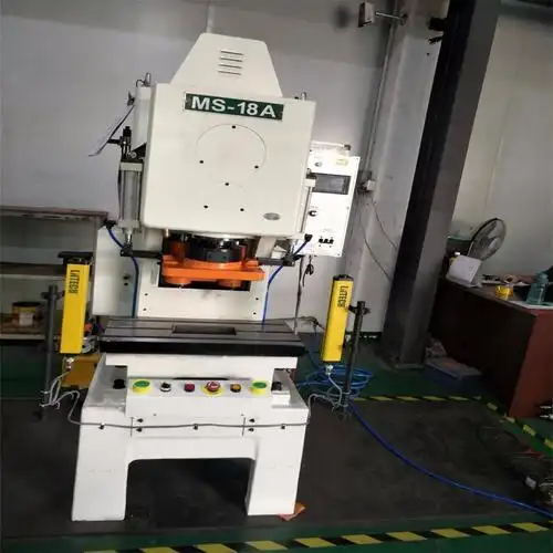 厂家直销xtc3013t冲床电动冲床气动冲床自动送料冲压机高速冲床