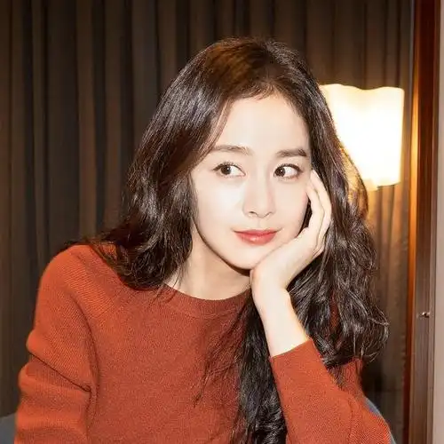 顶级白富美金泰熙,嫁给rain后,竟成了世界顶级学府的硕士生