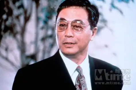 纵横四海/纵横天下