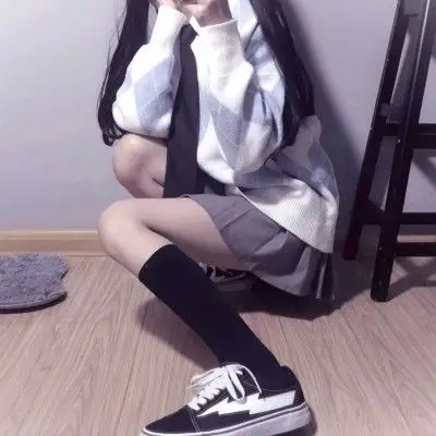 部位女 以下的都是腿_女生头像_我要个性网