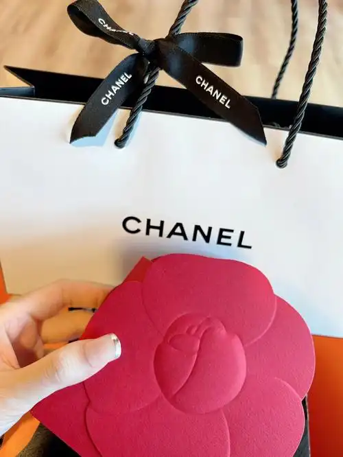 香奈儿一号红山茶花