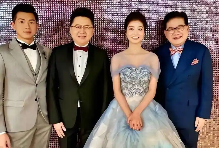 东方卫视女主持人最新排名已定!