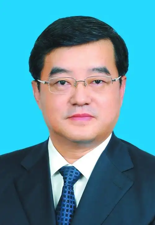 黑龙江选出新一届省委常委班子 2人新晋常委